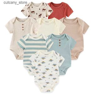 Jumpsuits 4pieces Cotton New Born Bodysuit Print Baby Girl kläder Kort ärm Romper Baby Boy Cloths Set Animal 0-12m Summer Bebes L240307