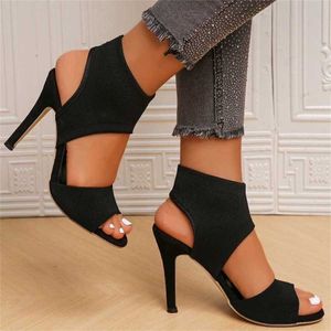 أعلى أزياء أحذية نسائية مريحة Super High Sandles الكعوب النحيفة سوداء الوجه يتخبط للنساء Flyknit Fish Sandals منصة أسافين 240228