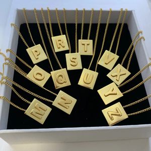 Designer's small square gold brick plaque letter necklace for women's light luxury niche sweater collarbone neck chain 2024 new model