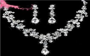 Stok 2022 Yüksek Kaliteli Lüks Kristaller Jewerly İki Parçalı Küpe Kolye Rhinestone Düğün Setleri Takı Setleri Set255u9327000