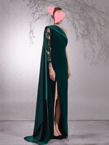 Hunter Green Mermaid Evening Dresses Single Sleeve with Lace Appliques Formal Gowns Side Split Satin Evening Wear