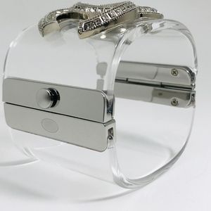 Ch Bangle Love Bangl Lämplig för 15-17 cm handled för kvinnodesigner Armband Officiella replika Bangle detaljer är konsekventa europeiska pärlor mode med ruta 004