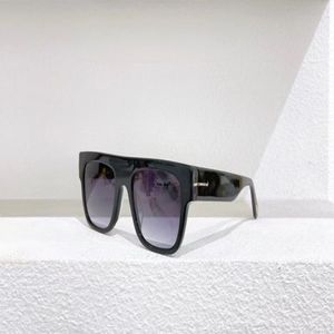 0847 Okulary przeciwsłoneczne Renee Squared For Men Black Grey Gradient obiektyw Gafa de Sol Fashion Sun Glasses Ochrony Uv400 Oczyek 1262672