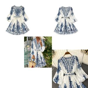 Vestido de marca de luxo primavera verão branco e azul combinando design de porcelana azul e branco senso de vestido senhora suave estilo retrô chinês decote em V combina com tudo