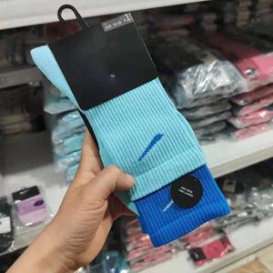 New 25 color Fashion Brand Men's Quality Cotton Socks New Style Leisure Men Women Soft Breathable Summer Winter for Male Sockes Size EUR34-46