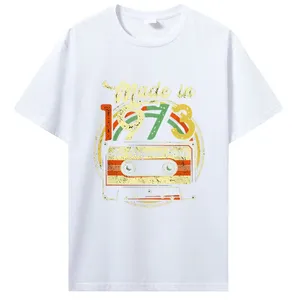 Mens T-skjortor från 1973 födelsedagspresenter Pure Cotton Funny T-shirt gammal tee skjorta Kort ärmkläder överdimensionerade tshirt