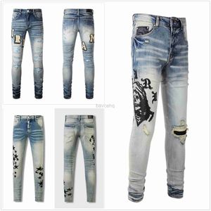 Jeans Designer Jeans For Mens Hip Hop High Street Fashion Pantalones Para Embroidery Close Fitting 240308