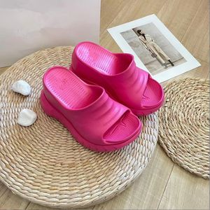 2024 Woman Fashion Thick Bottom Flats Sandals Girls Summer Holiday Beach Soft Flops Slides Casual High Pumps 9cm Bottom Shoes Size 35-42 10a1.