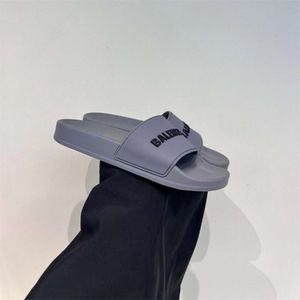 Balencaga paris b família chinelos de alfabeto para casais sola macia uma linha areia outwear luxo designer slides d7f0