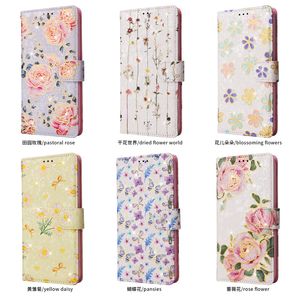 Carteira anti-queda de luxo dourada magnética flip capa de couro para iPhone 15 Plus 14 Pro Max 13 Mini 12 11 X XS XR XSMax Caixa de cartão colorida com flores 1 unidade