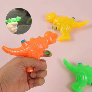 Gun Toys 3pcs mini gwizdek dinozaur pistolet wodny na plażę plażowy pistolet przenośny besterka blaster zabawki plażowe zabawki dla dzieci letnie plażę 2403