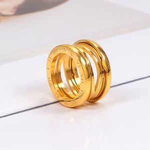 Designer Style Quality Luxury Fashion Jewelry Par Love Ring 925S Ceramic 2-3 Män och kvinnor Spring Rings Letter B241S