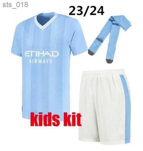 Fotbollströjor 22 23 24 City Kids Kit Haaland Grealish Sterling Mans Cities Mahrez de Bruyne Foden 2023 2024 Fotbollstoppar Skjorta Childh240308