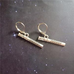 Dingle örhängen mini flöjt leverback clip geek smycken knäppa musikälskare gåva
