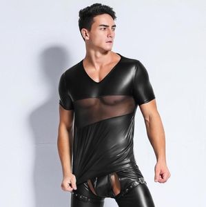 MXXLセクシーな男性フェイクレザーTシャツ男性ファッションアンダーシャツメンブラックティータイトシャツゲイ面白いコルセットレースメッシュダンスウェアY207430577