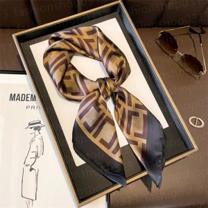 70x70cm Bandana Scarf for Women Designer Head Scarf Scarves Letters Print Flower Imitate Silk Scarf Headband Square Neck Scarves Paris Shoulder Tote Hair Wrap