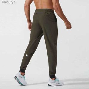 남자 Lululemen Man Lulu Short Yoga Outfit Jogger Sport 빠른 드라이 드로 스트링 체육관 포켓 트레이트 팬츠 탄성 허리 피트니스 All-Match 240308