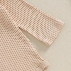 Zestawy odzieży Kmbangi Urodzona dziewczyna Zestaw spódnicy Ruffle Załoga z długim rękawem Knit Romper Plaid Bow Sukienka Opaska na Główną Zimę 3PCS