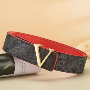 هدايا العطلات Cowskin Belt Designer Belts Mens Belt and Man Luxury Multi-Colors Cintura لـ Ceinture L Elester Element The Red Background 2024 New Belt