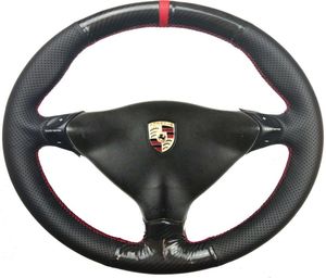 Volante in pelle perforata nera in fibra di carbonio 5D Punto rosso sulla copertura avvolgente adatta per Porsche 911 986 996 Boxster S 98042081498