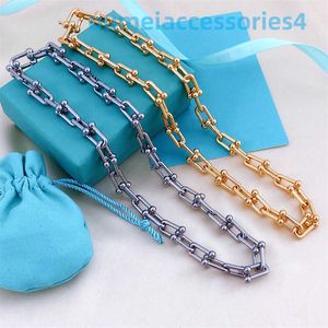 2024 Jewelry Designer Brand Pendant Necklaces U-shaped Horseshoe Mens Trendy Personalized Collarbone Chain Titanium Steel Light Trend