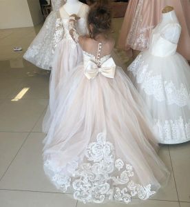 Stock Long Sleeve Flower Girl Dresses For Wedding Guest Kids Bridesmaid With Bow White Ivory Lace Tulle First Communion