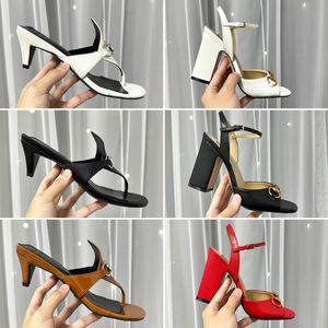 2024GGTop Clássico Designer Sandálias de Luxo Mulheres Salto Alto Sapatos Baixos Preto Marrom Piscina Sandálias Casuais Femininas com Caixa Saco de Poeira