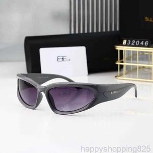 Brand B Designer Sunglasses Outdoor Sports Cycling Mirror Men Ladies Hot Girls Super Cool Sunglasses Technology Fashion Personality Hip Hop Mirror 3E5KD