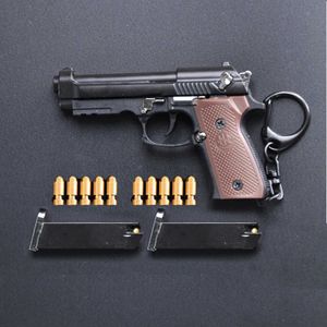 Arma brinquedos 1/3 g34 tti liga encerado tático mini m92a1pistol chaveiro com brinquedo girador escudo destacável arma 240307