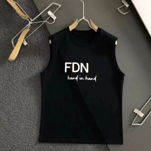 Klassische Sommer-T-Shirts, Designer-T-Shirt, Herren-Tanktops, T-Shirts, Sommer, schmale Passform, sportlich, atmungsaktiv, schweißabsorbierend, schwarze Unterwäsche, unten oben, modische Herrenbekleidung