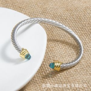 High-end utsökt lätt lyxig tung industri skapar retro armband Kabel Twisted Wire Opening 5mm armband mångsidigt för daglig användbaruropeisk och amerikansk