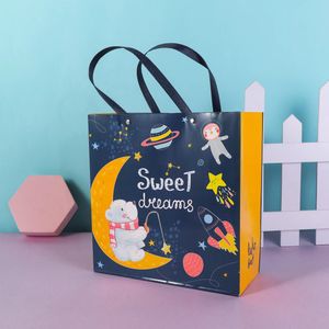 Cartoon Handheld Gift Handheld Bag Baby Full Moon och ett år Retur present Box Handheld Paper Bag Present Påse Partihandel