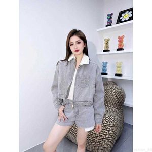 Designer MM Home 23 Autumnwinter New Multi Wash Letter Brodery Decoration Flip Collar Wool Denim Coat Short Women's MVQA