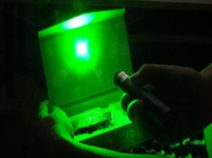 Promoção de custo de alta potência 532nm ponteiros laser verdes SOS LAZER lanternas led 10 milhas mais poderoso LAZERchargerretail bo6214086