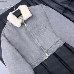 Джинсовые пальто с вышивкой, дизайнерские куртки для женщин, теплое пальто на подкладке из овечьей шерсти, короткая стильная куртка, верхняя одежда