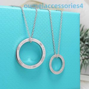 2024 Jewelry Designer Brand Necklaces Tiktok Funi Sterling Silver S925 Bare Round Pendant for Men and Couples Ring Simple Fashion Womens