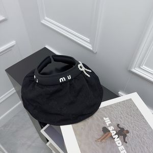 Designer Luxury Baseball Cap för damer Beanie Cap justerbar dubbel spetsbåge för män för män