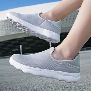 2024 Löpskor för män Kvinnor Män Sneaker Platform Women Outdoor Sports Sneakers Trainers 19