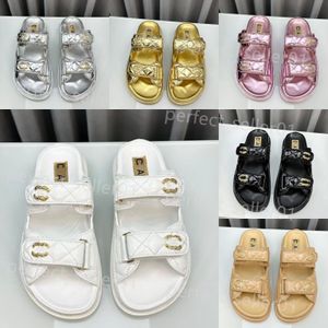 Hot new Designer slippers 10A SS Dad Sandals Slides Shoes Womens Flat shoes beach Designer Sandals luxury shoes slip on without the back strap summer Quilted Leather