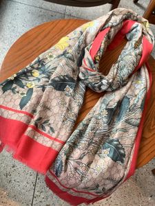 Top Brand Designer Luxury Scarf Classic Spring/Summer High Quality Square Scarf Brown Flower Decoration Scarf Size 110cm * 120cm Classical Style Ladies handkerchief