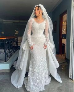 Orta Doğu Uzun Kollu Düğün Denizkızı Elbiseler Çıkarılabilir Tren Uzun Longsleeve 3D-Floral Aplikler Boncuk Nişan Dantel Gelin Önlükleri Vestidos de Novia