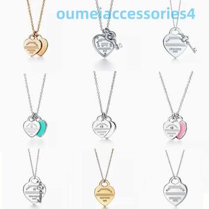 2024 Jewelry Designer Brand Pendant Halsband Classic Home Edition S925 Sterling Silver Double Heart Charm Drop Lim Set Diamond Plated Love