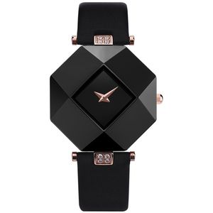 Lüks Kadınlar Yeni Moda İzliyor Kadınlar Elbise Saatler Seramik Kılıf Deri Strap Relogio Feminino Lady Quartz Bilek saati BRW2811