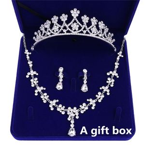 Coroa de noiva Conjunto de três peças Acessórios para cabelos de casamento Coroa de noiva Tiara Brincos Jóias de jóias 2405