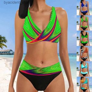 Kvinnors badkläder 2023 Nya kvinnors tvådelar bikini sexig strand badkläder mode tryck bikini set womens sommar mode simning bikini badkläder l240308