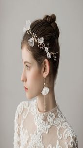 Brudpannband örhängen set med pärlor chiffongblommor kvinnor hår smycken enkla design bröllop headpieces brudtillbehör B4763265
