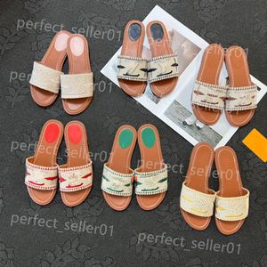 Gorący nowy projektant Slipper Sbrand Designer Slajd Sandals Women Projektant luksusowych haftowanych kapciowa Flats Flats Summer Beach Sandal Party Wedding Slipper