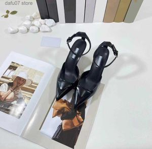 Dress Shoes Sandals Candy Color Womens Sandal Designer Shoe Low-heeled Summer prong Fashion High Heels Shoes Luxury brand Women Wedding PartyH240308