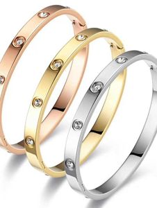 Bracciale in oro Braccialetti per unghie firmati per donne e uomini Kadi Net Rosso AMORE Piatto Acciaio al titanio Incolore Luce Lusso Squisito 2024ins Nuovo regalo per il migliore amico