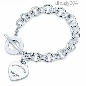 Braccialetti di design 100% argento sterling 925 originale autentico classico braccialetto con chiave a forma di cuore regalo squisito matrimonio gioielli da donna VQGA VQGA